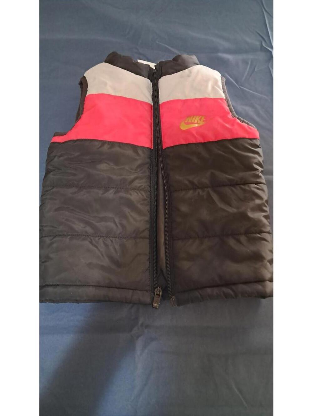 New with Tag Nike Black, Red, Gray, Gold Swoosh Puffer Vest Boys Size 4T